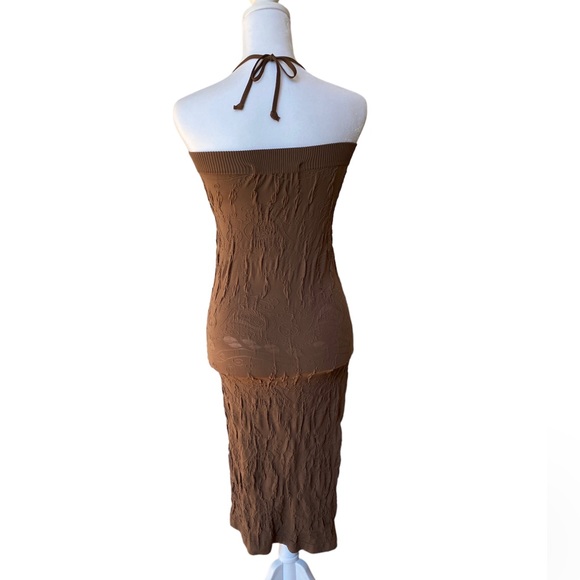 NWT Brown Strapless s dress. Textured And Stretchy Fabric - Picture 3 of 5